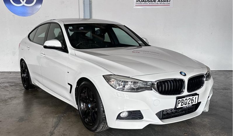 
								BMW 320I GRAN TURISMO 2015 full									