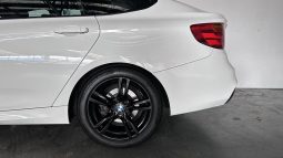 
										BMW 320I GRAN TURISMO 2015 full									