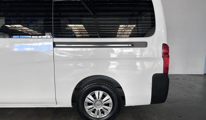 
								Nissan Nv350 CARAVAN 2016 full									