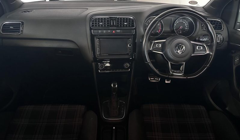 
								Volkswagen Polo GTI 2015 full									