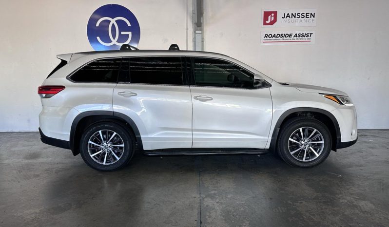 
								Toyota Highlander GXL 3.5P/4WD/8AT 2017 full									