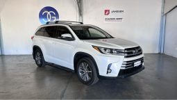 
										Toyota Highlander GXL 3.5P/4WD/8AT 2017 full									