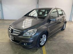 
										Mercedes-Benz B 200  2009 full									