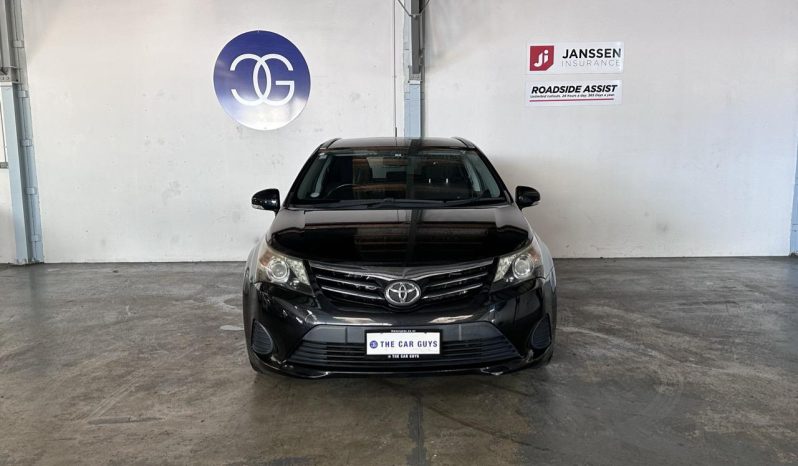 
								Toyota Avensis WAGON 2013 full									