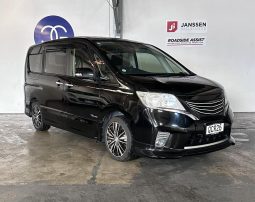 
										Nissan Serena HYBRID 2013 full									