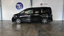 
										Nissan Serena HYBRID 2013 full									