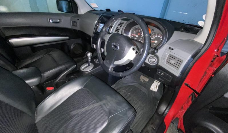 
								Nissan X-Trail  2008 full									