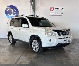 
										Nissan X-Trail 2.0 DIESEL TL AT 4WD 2010 full									