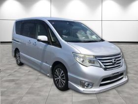 NISSAN SERENA Highway Star V Selection + Saf 2015