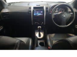 Nissan X-TRAIL 2013 full