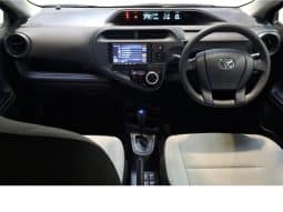 Toyota AQUA L 2019 full