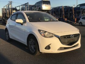 Mazda DEMIO 13S 2017