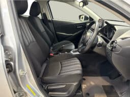 Mazda DEMIO 13C 2017 full