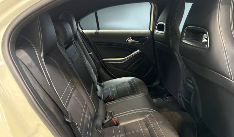 Mercedes-Benz A180 A180 2015 full