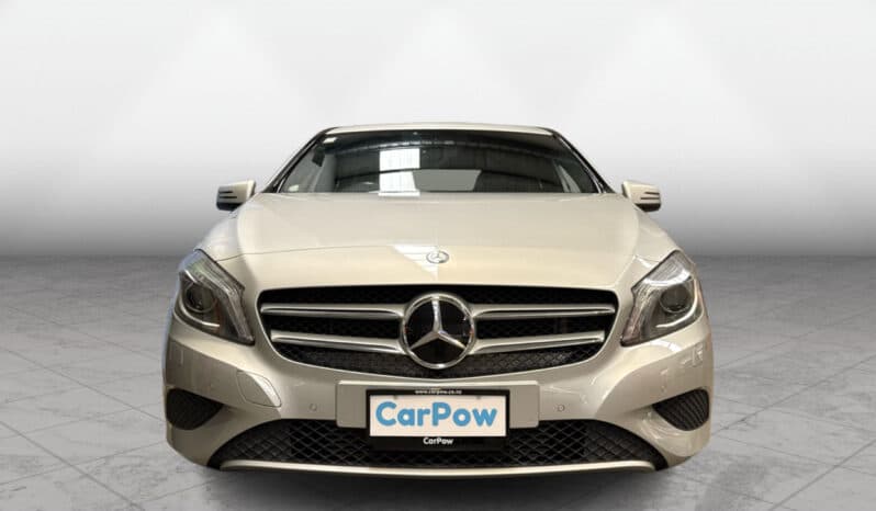 Mercedes-Benz A Class A180 2014 full