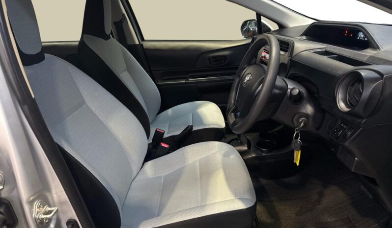 
								Toyota AQUA L 2019 full									