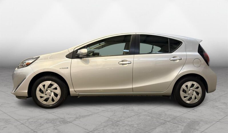 
								Toyota AQUA L 2019 full									