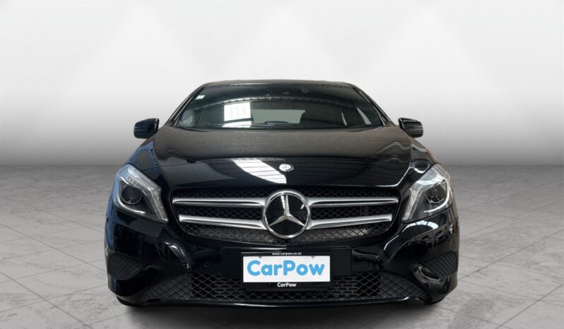 
								Mercedes-Benz A Class A180 2014 full									