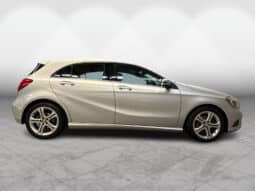 Mercedes-Benz A Class A180 2014 full