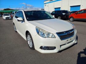 SUBARU LEGACY B4 2.5I EYESIGHT 4D4W 2013