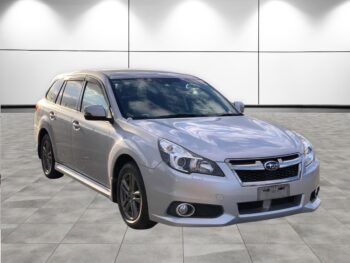 SUZUKI SWIFT RS 5D 2013
