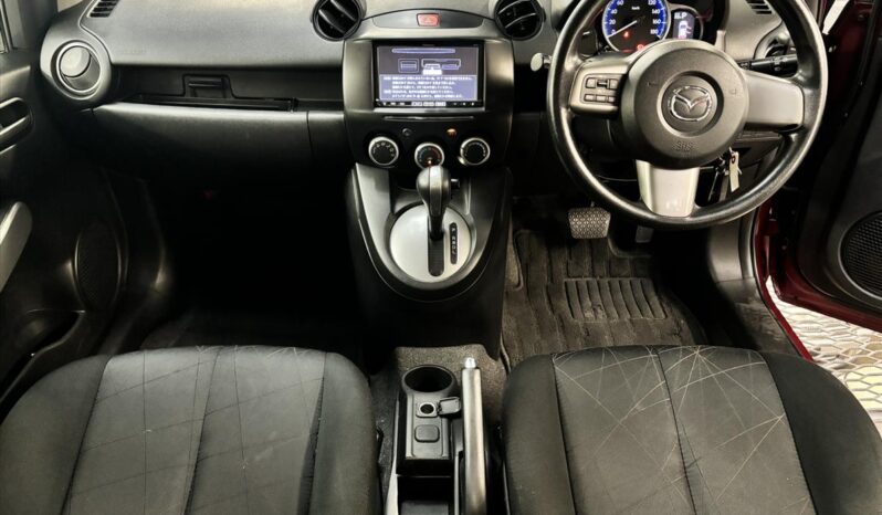 
								MAZDA DEMIO 13 SKYACTIVE 2013 full									