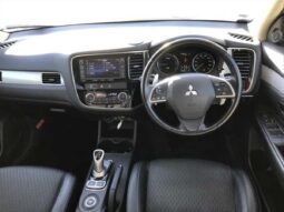 
										MITSUBISHI OUTLANDER PHEV Sports Style Edition 2014 full									