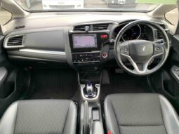 
										HONDA FIT HYBRID L Package 2016 full									