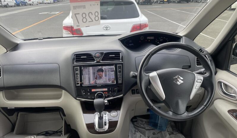 
								SUZUKI LANDY 2.0G S-HV 2012 full									