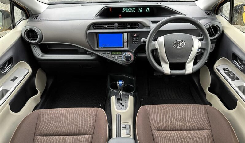 
								TOYOTA AQUA G 2012 full									