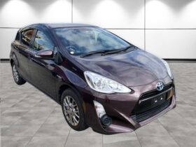 TOYOTA AQUA S 2015