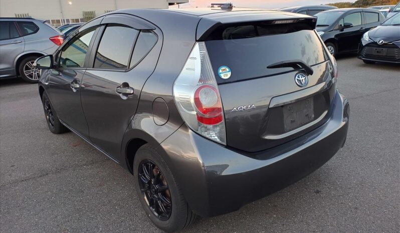 
								TOYOTA AQUA G 2012 full									