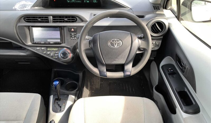 
								TOYOTA AQUA L 2013 full									