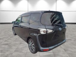 
										Toyota Sienta Hybrid G 2015 full									