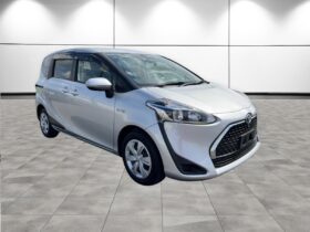 Toyota Sienta Hybrid Fan Base G 2019
