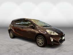 
										Toyota AQUA HYBRID 2015 full									