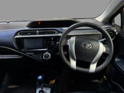 
										Toyota AQUA HYBRID 2015 full									