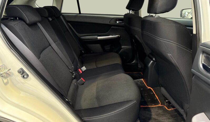 
								Subaru IMPREZA XV 2.0I-L 2015 full									