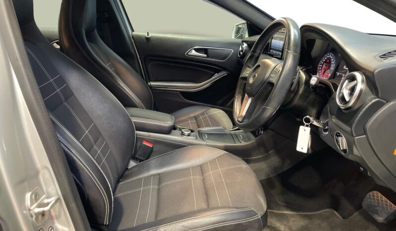 
								Mercedes-Benz A Class A180 Blue – Efficiency 2013 full									