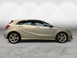 
										Mercedes-Benz A Class A180 Blue – Efficiency 2013 full									