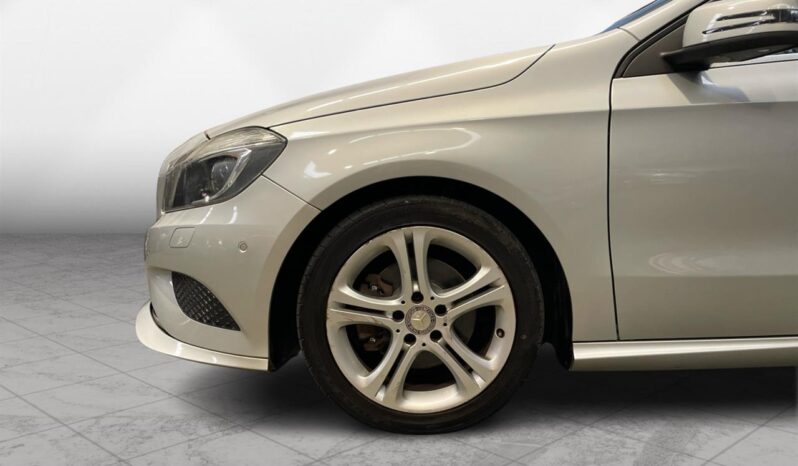
								Mercedes-Benz A Class A180 Blue – Efficiency 2013 full									