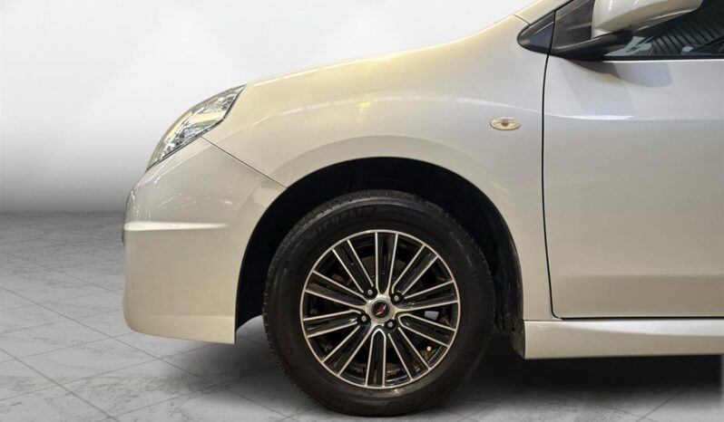 
								Nissan WINGROAD 15M V LIMITED 2016 full									