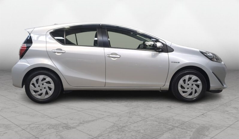 
								Toyota AQUA L 2019 full									