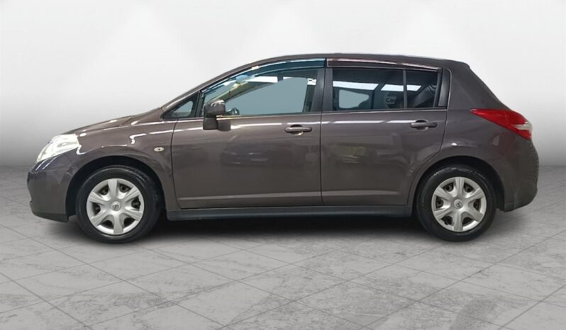 
								Nissan Tiida  2008 full									