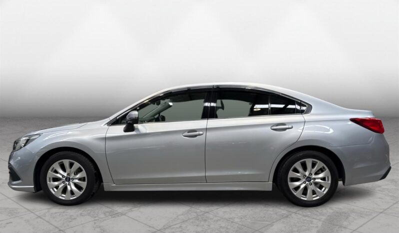 
								Subaru LEGACY B4 4WD 2017 full									