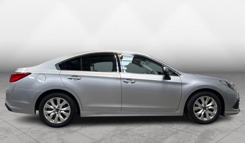 
								Subaru LEGACY B4 4WD 2017 full									
