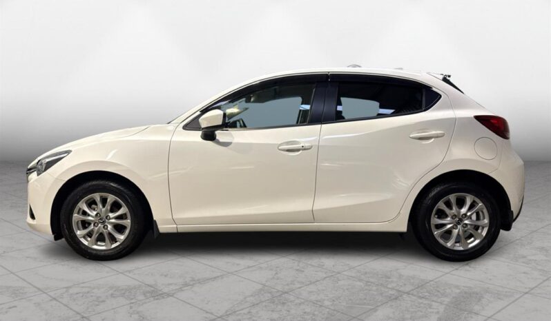 
								Mazda DEMIO 13S TOURING 2016 full									