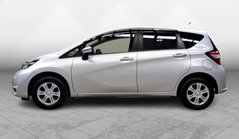 
								Nissan NOTE X 2019 full									