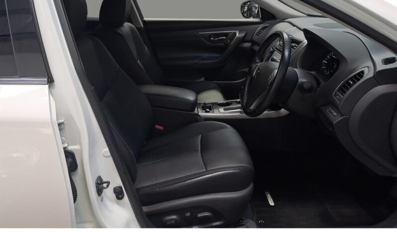 
								Nissan TEANA XV 2016 full									