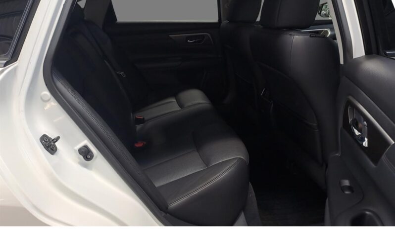 
								Nissan TEANA XV 2016 full									